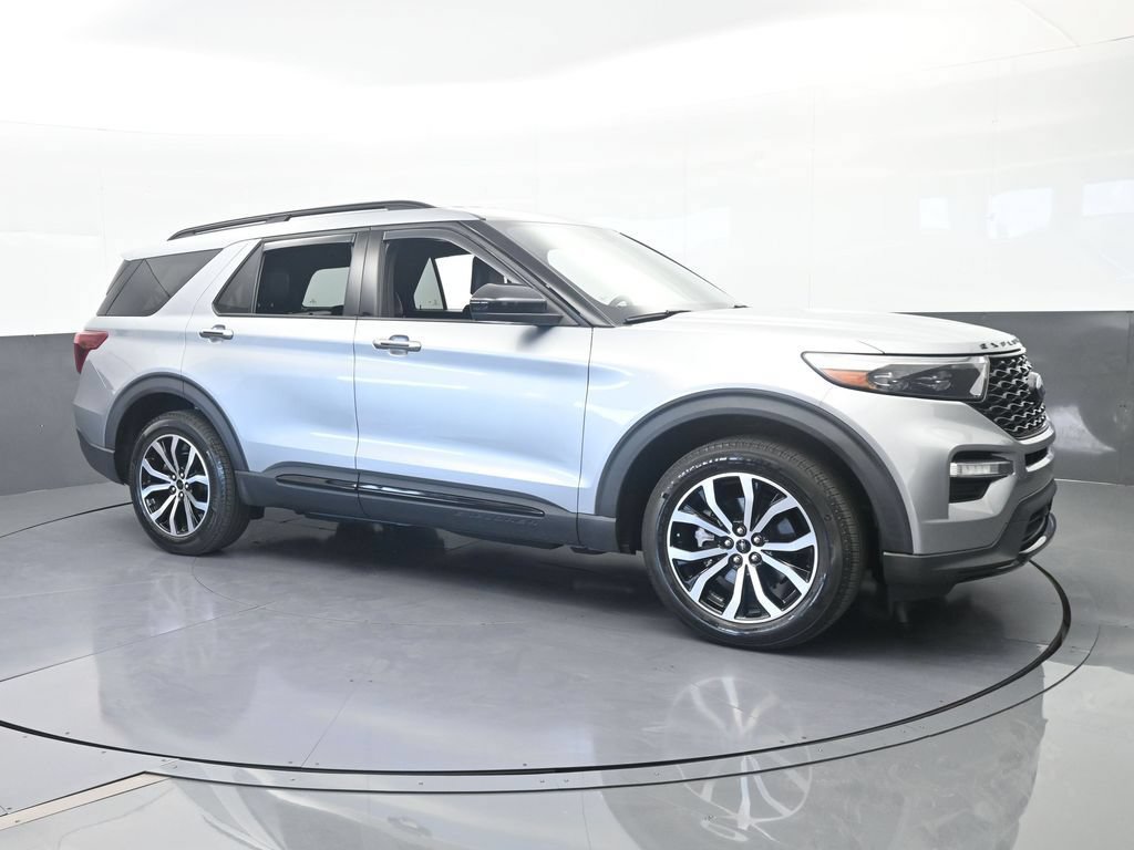 Used 2023 Ford Explorer ST AWD/4WD image 8