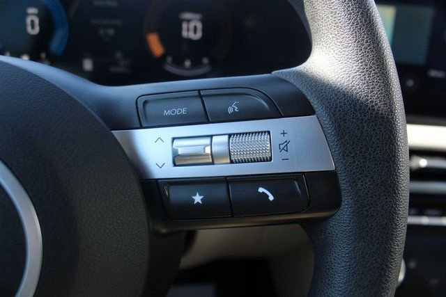 Used 2025 Hyundai Tucson SEL image 14