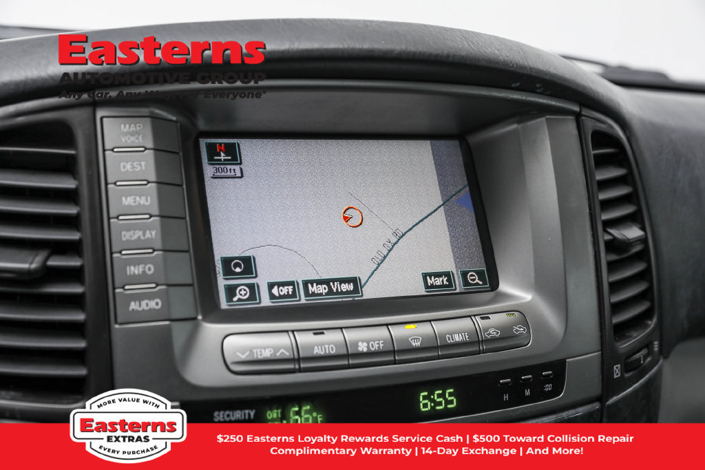 Used 2005 Toyota Land Cruiser w/ Convenience Pkg AWD/4WD image 19