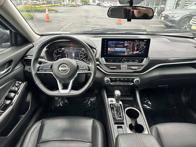 Used 2024 Nissan Altima 2.5 SR w/ SR Premium Package AWD/4WD image 13