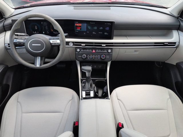 Certified 2025 Hyundai Tucson SE FWD image 15