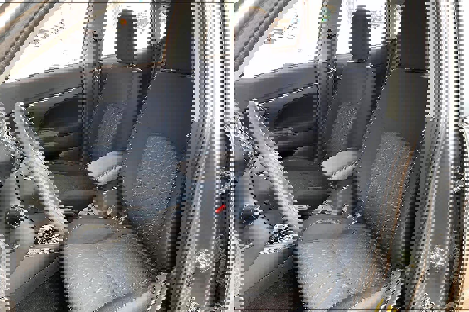 Used 2025 Mitsubishi Outlander Sport ES image 9