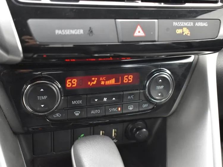Used 2024 Mitsubishi Eclipse Cross SE AWD/4WD image 33
