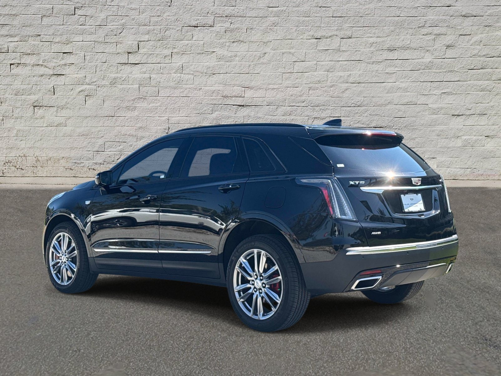 Used 2025 Cadillac XT5 Sportv AWD/4WD image 3