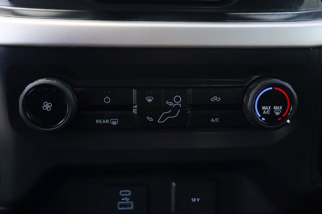 Used 2021 Ford F150 XLT image 37