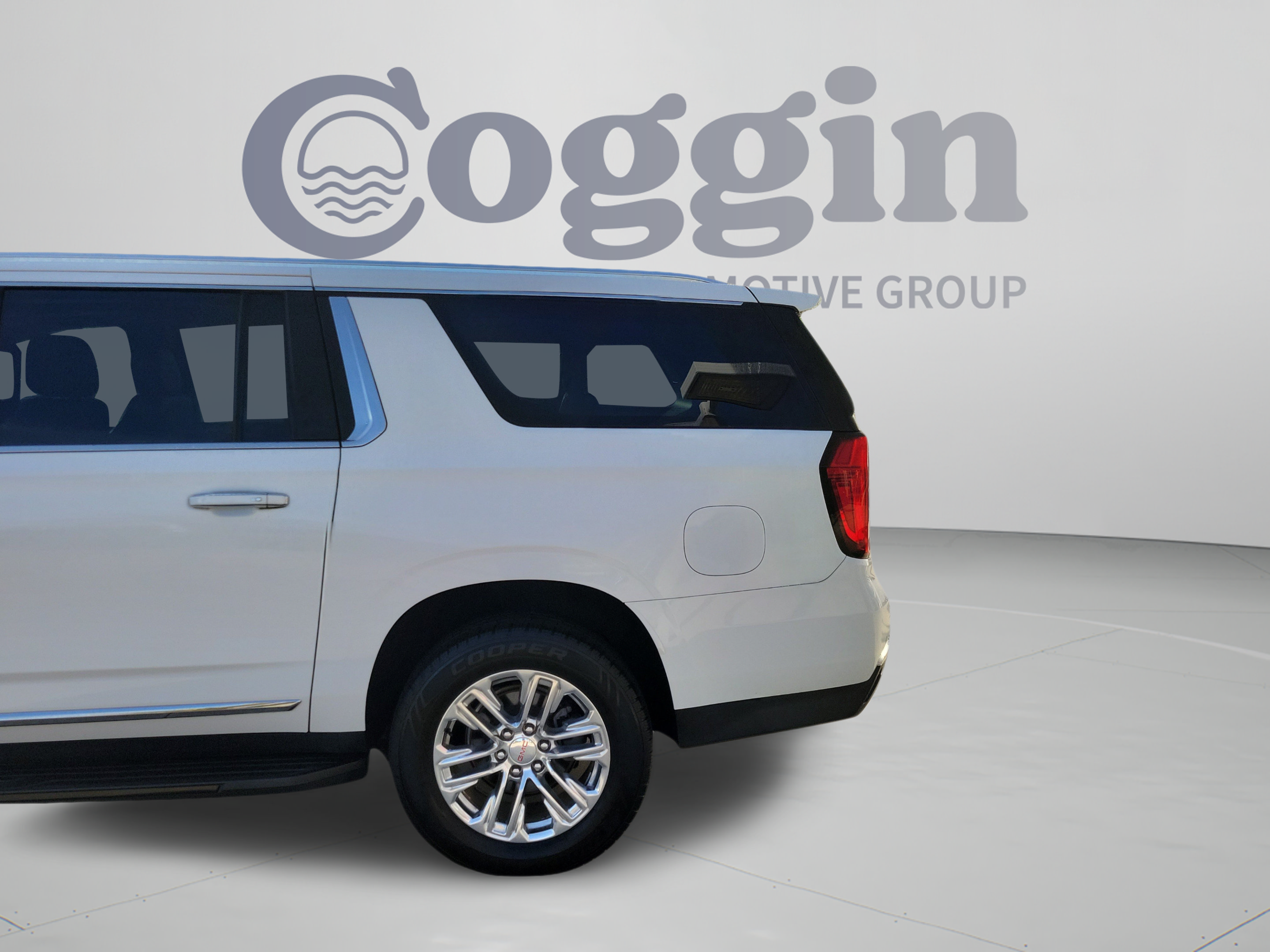 Used 2022 GMC Yukon XL SLT w/ SLT Luxury Package AWD/4WD image 34