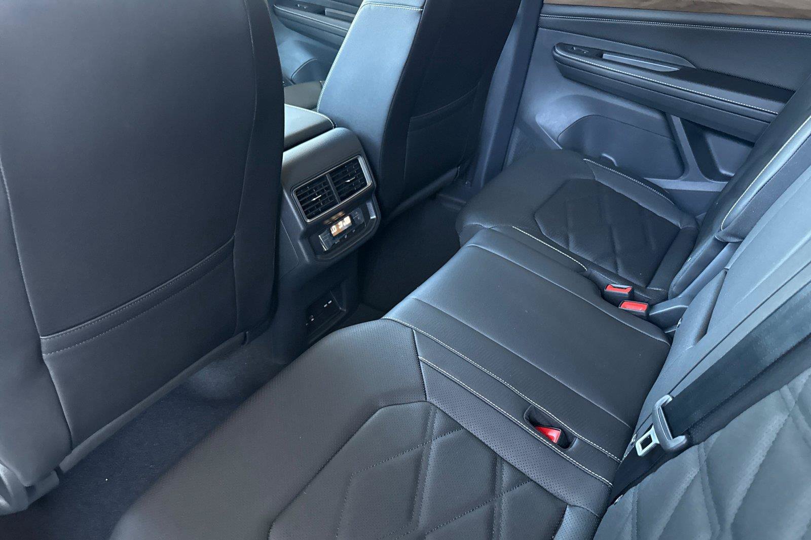New 2026 Volkswagen Atlas SE AWD/4WD image 11