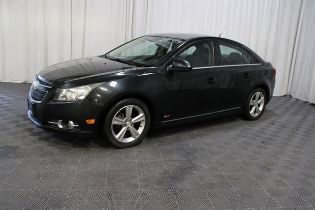 Used 2014 Chevrolet Cruze LT w/ Sun, Sound and Sport Package image 3