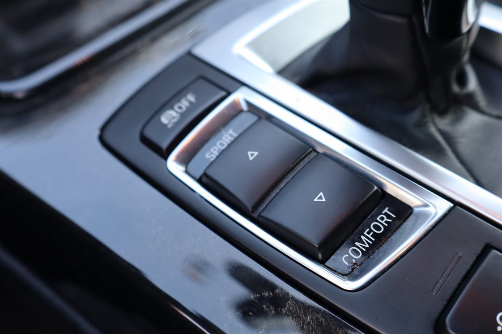 Used 2014 BMW 650i xDrive Convertible AWD/4WD image 35