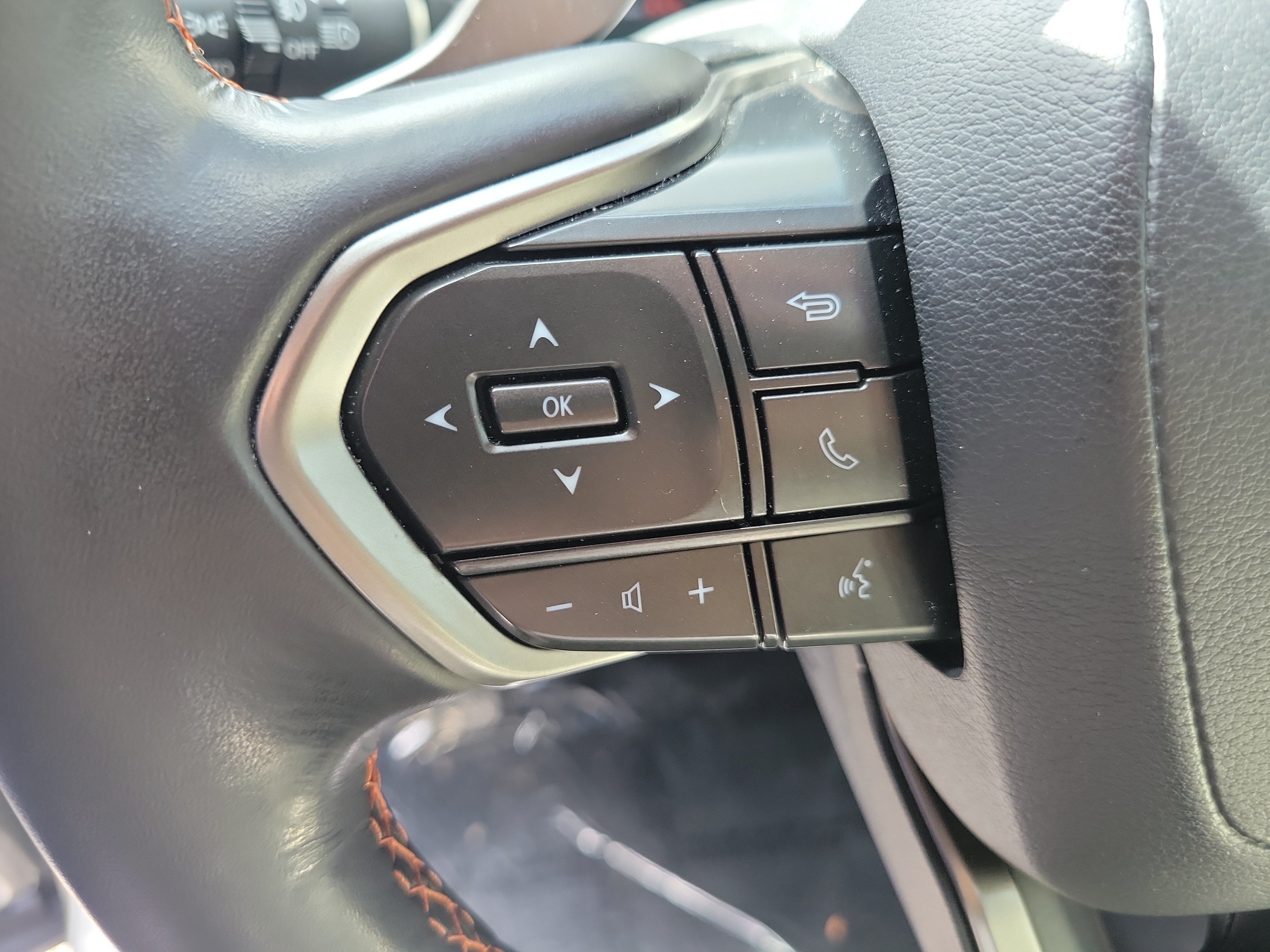 Used 2024 Lexus NX 250 FWD w/ Cold Area Package image 26