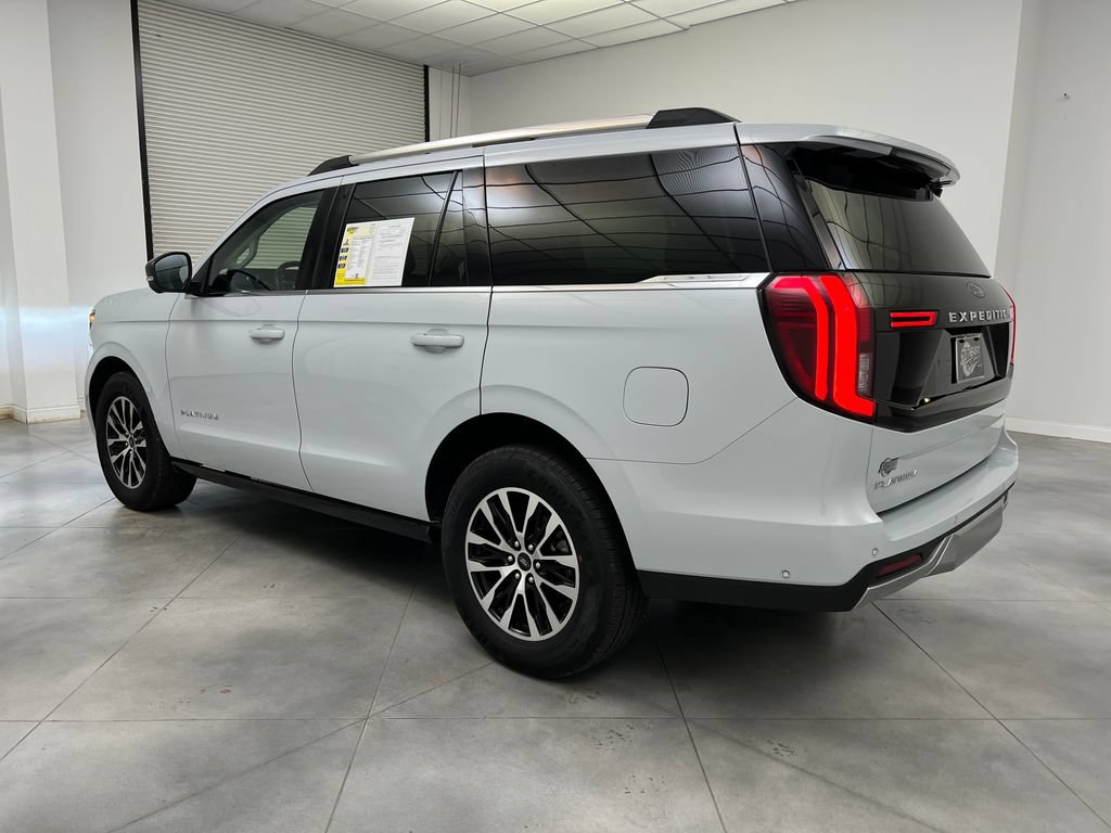 Used 2025 Ford Expedition Platinum AWD/4WD image 6