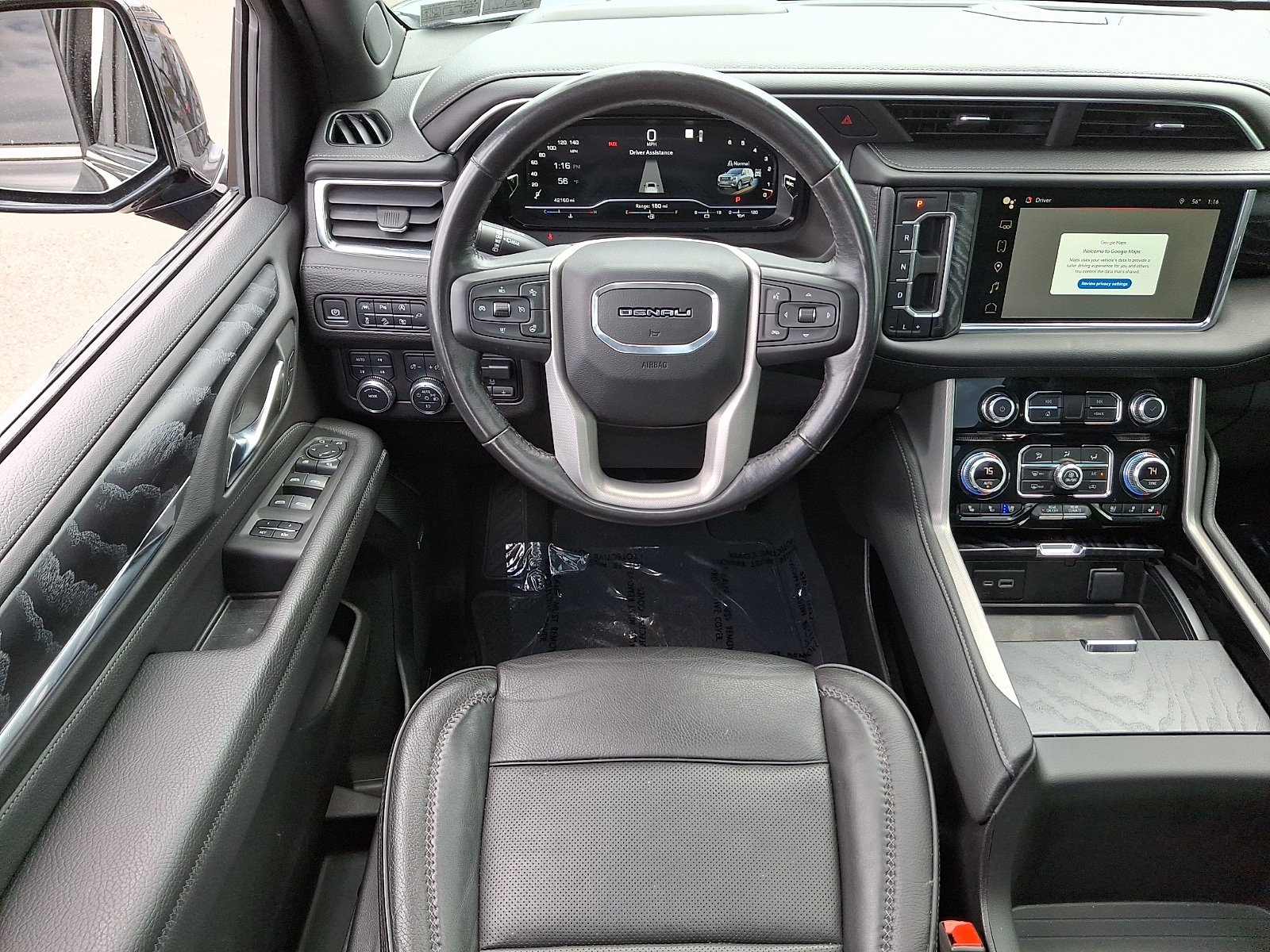 Used 2022 GMC Yukon XL Denali w/ Max Trailering Package AWD/4WD image 12