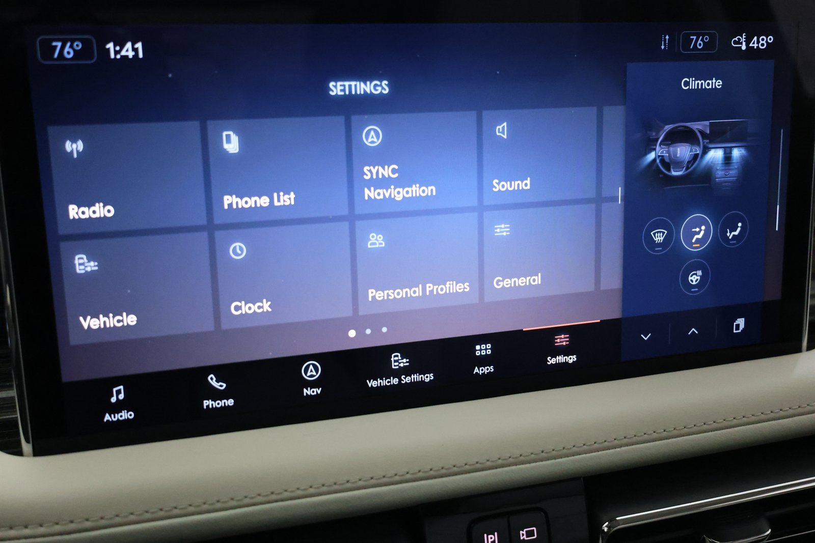 Used 2022 Lincoln Nautilus Black Label w/ Class II Trailer Tow Package image 53