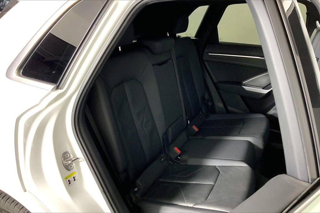 Used 2020 Audi Q3 2.0T Premium w/ Convenience Package image 26
