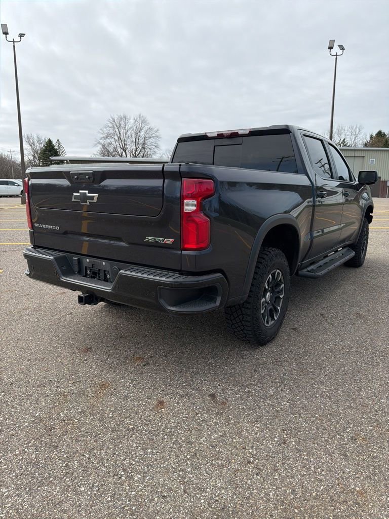 Used 2024 Chevrolet Silverado 1500 ZR2 w/ Technology Package image 5
