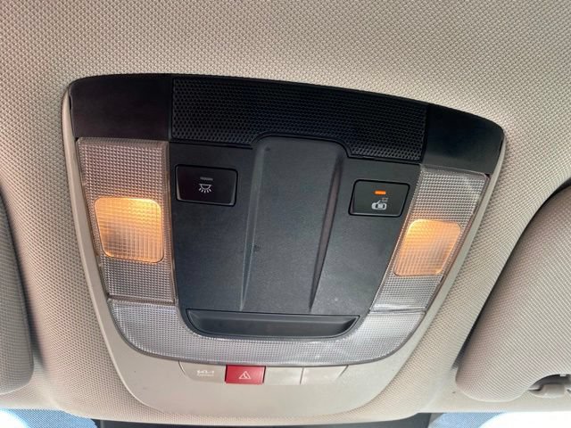 Used 2025 Kia Sorento S AWD/4WD image 23