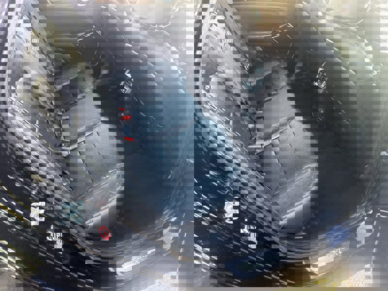 Used 2017 Kia Cadenza Premium w/ Luxury Package image 19