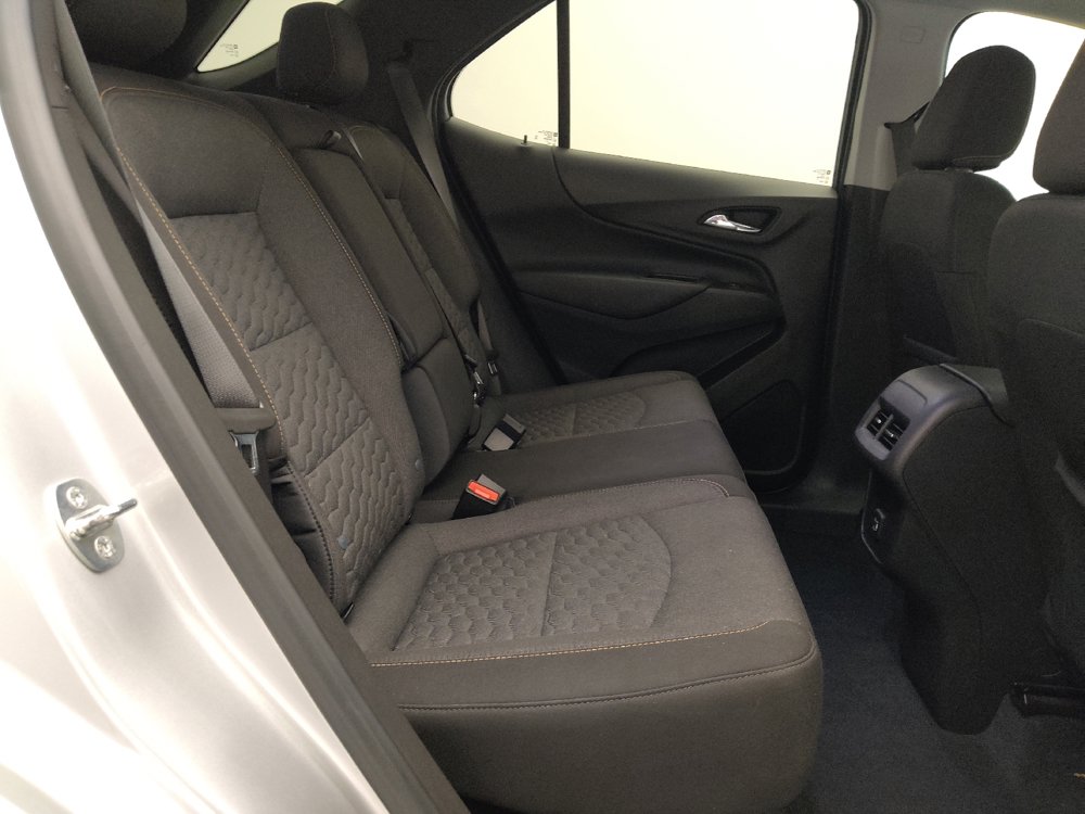 Used 2021 Chevrolet Equinox LT FWD image 19
