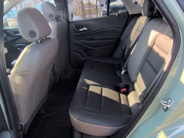 New 2026 Chevrolet Trax ACTIV w/ Sunroof Package image 25