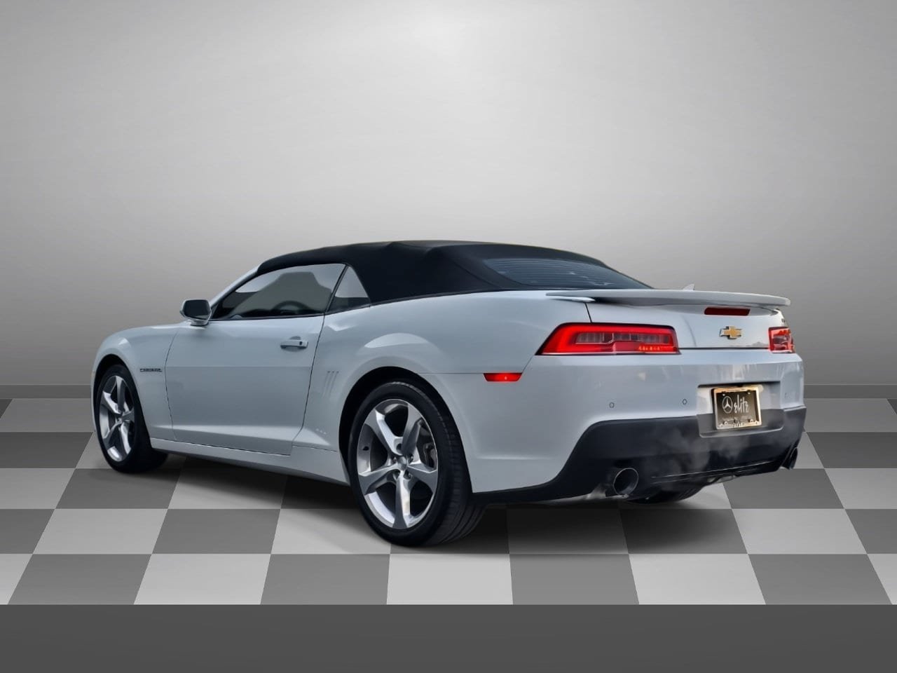Used 2014 Chevrolet Camaro LT w/ RS Package RWD image 4