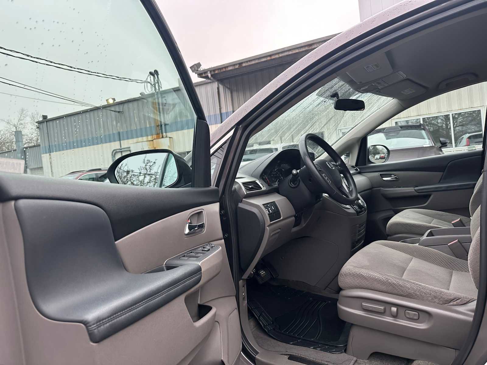 Used 2016 Honda Odyssey SE image 20