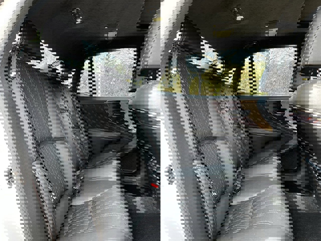 Used 2019 Lexus LS 500 AWD image 27