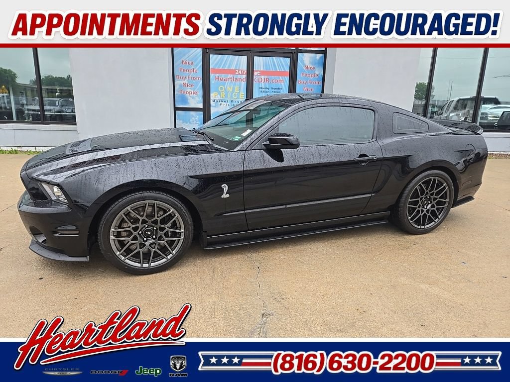 Used 2013 Ford Mustang Shelby GT500 RWD image 4