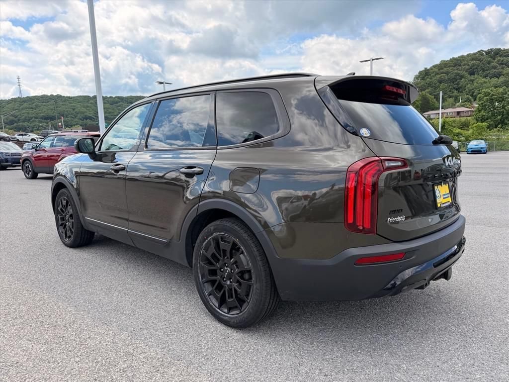 Used 2022 Kia Telluride EX w/ EX Premium Package AWD/4WD image 5