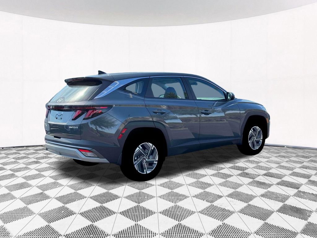 New 2026 Hyundai Tucson Blue SE image 12