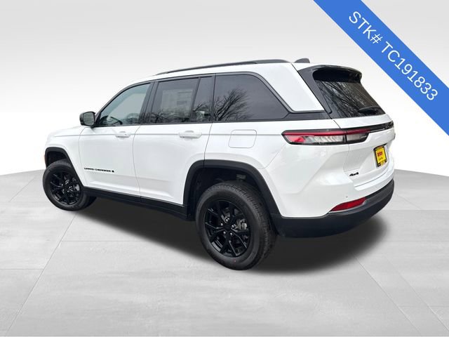 New 2026 Jeep Grand Cherokee Altitude image 5