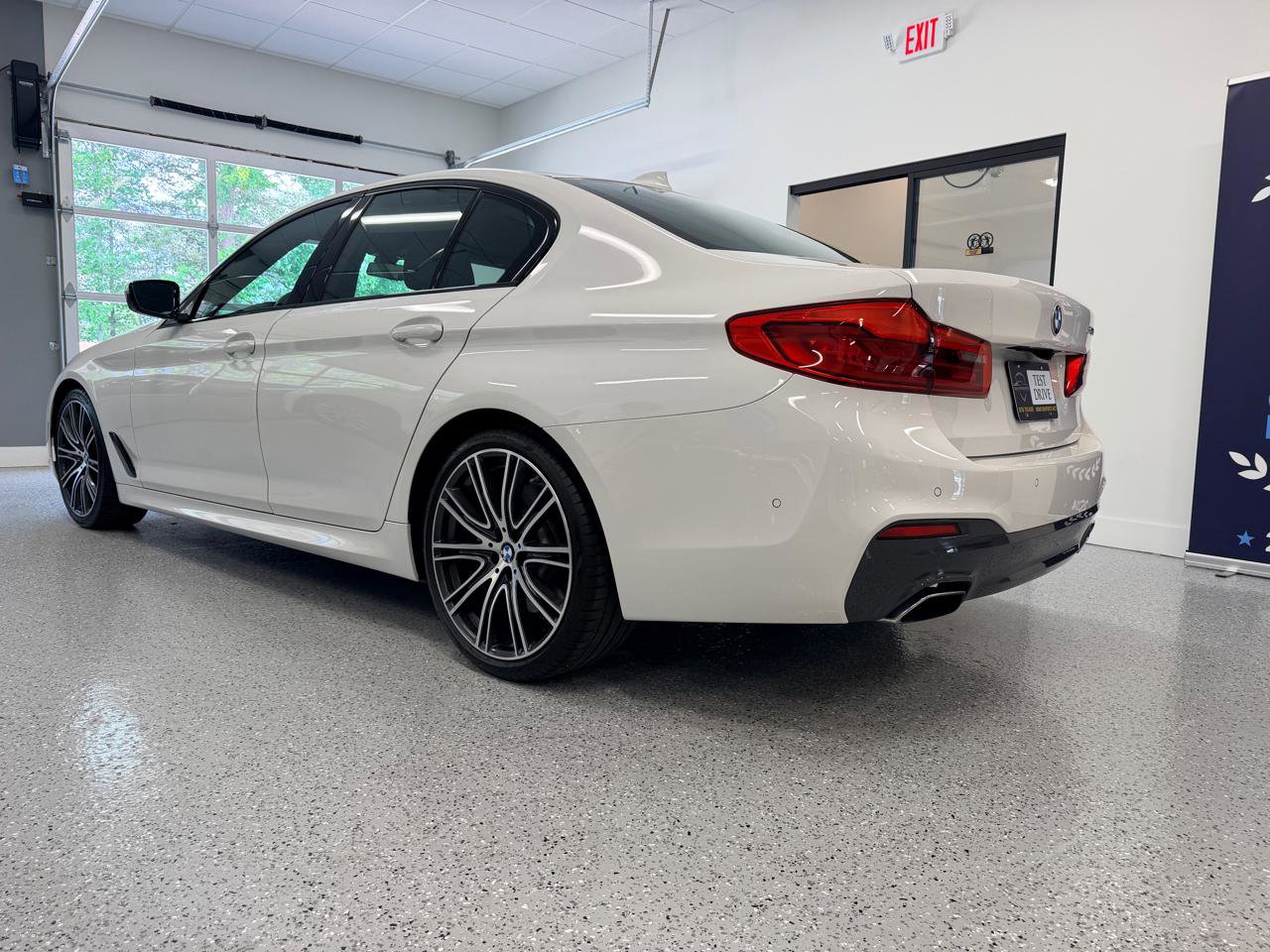 Used 2019 BMW 540i w/ M Sport Package RWD image 5