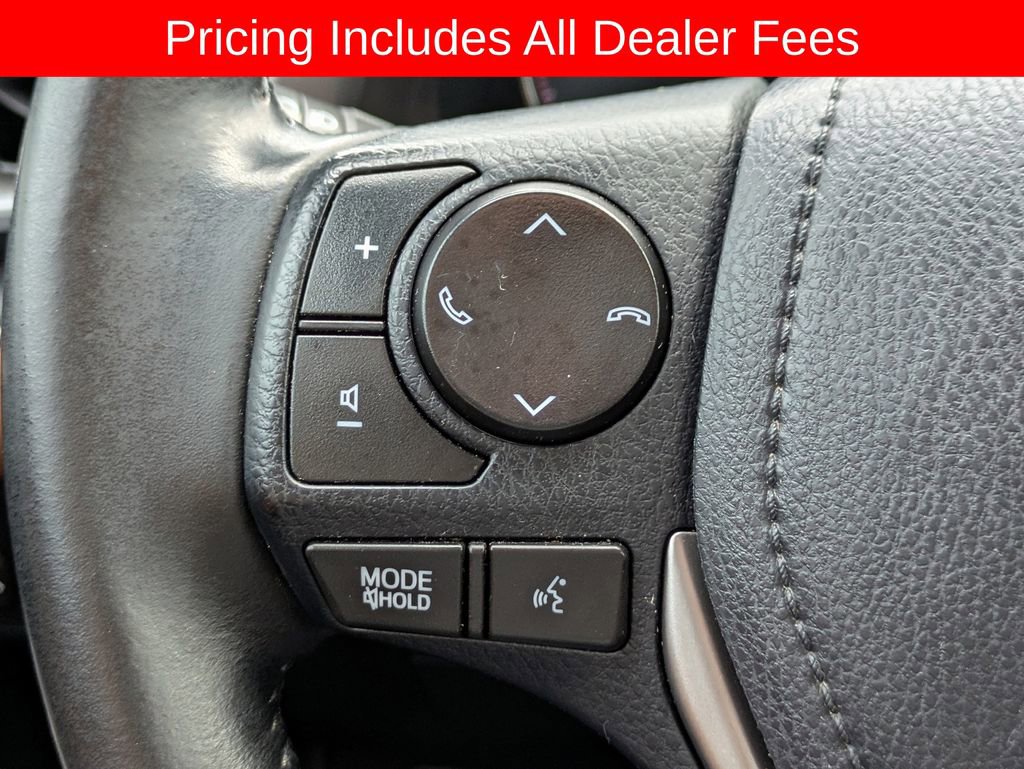 Used 2018 Toyota RAV4 SE w/ Power Extra Value Package FWD image 28