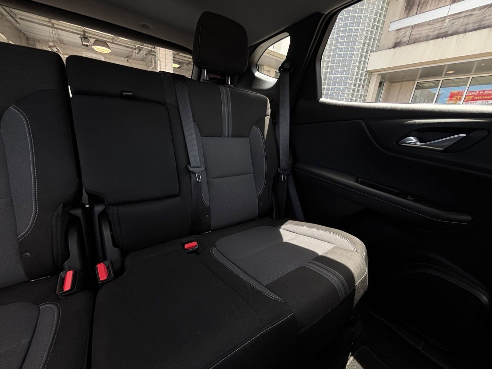 Used 2025 Chevrolet Blazer LT FWD image 39