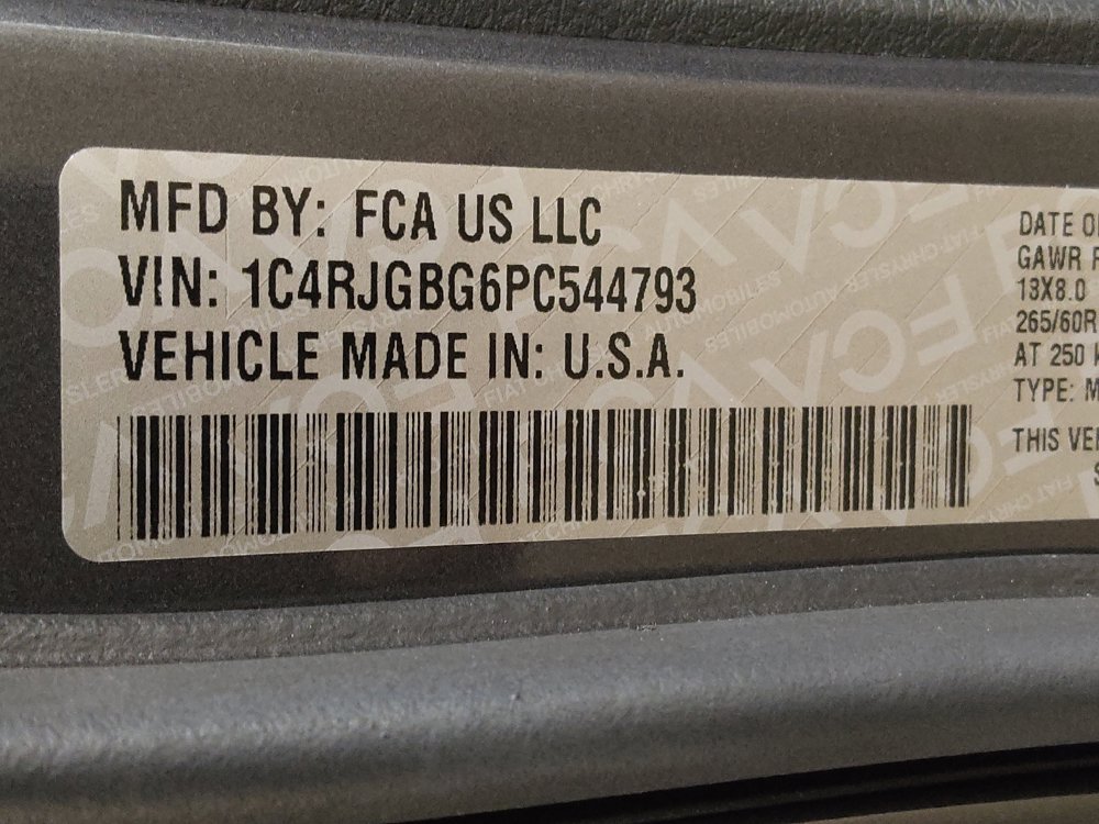 Used 2023 Jeep Grand Cherokee Limited RWD image 33