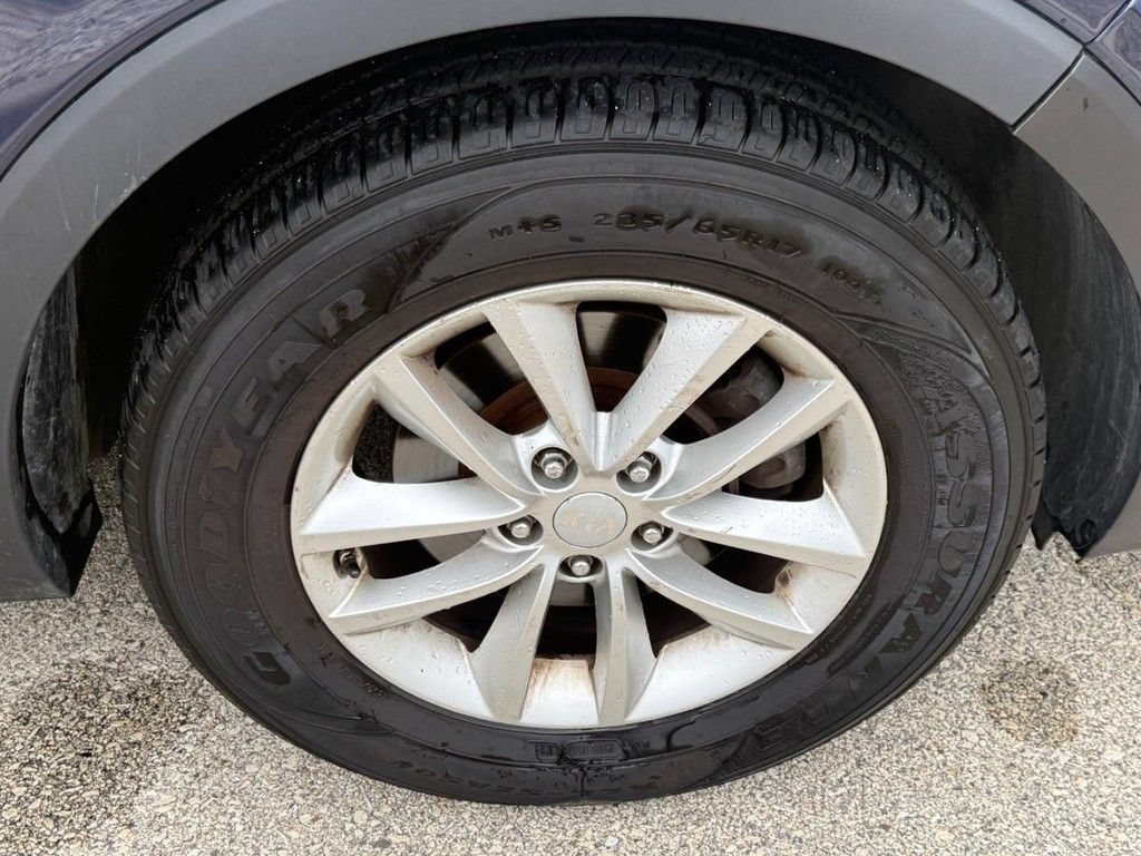 Used 2017 Kia Sorento AWD image 9