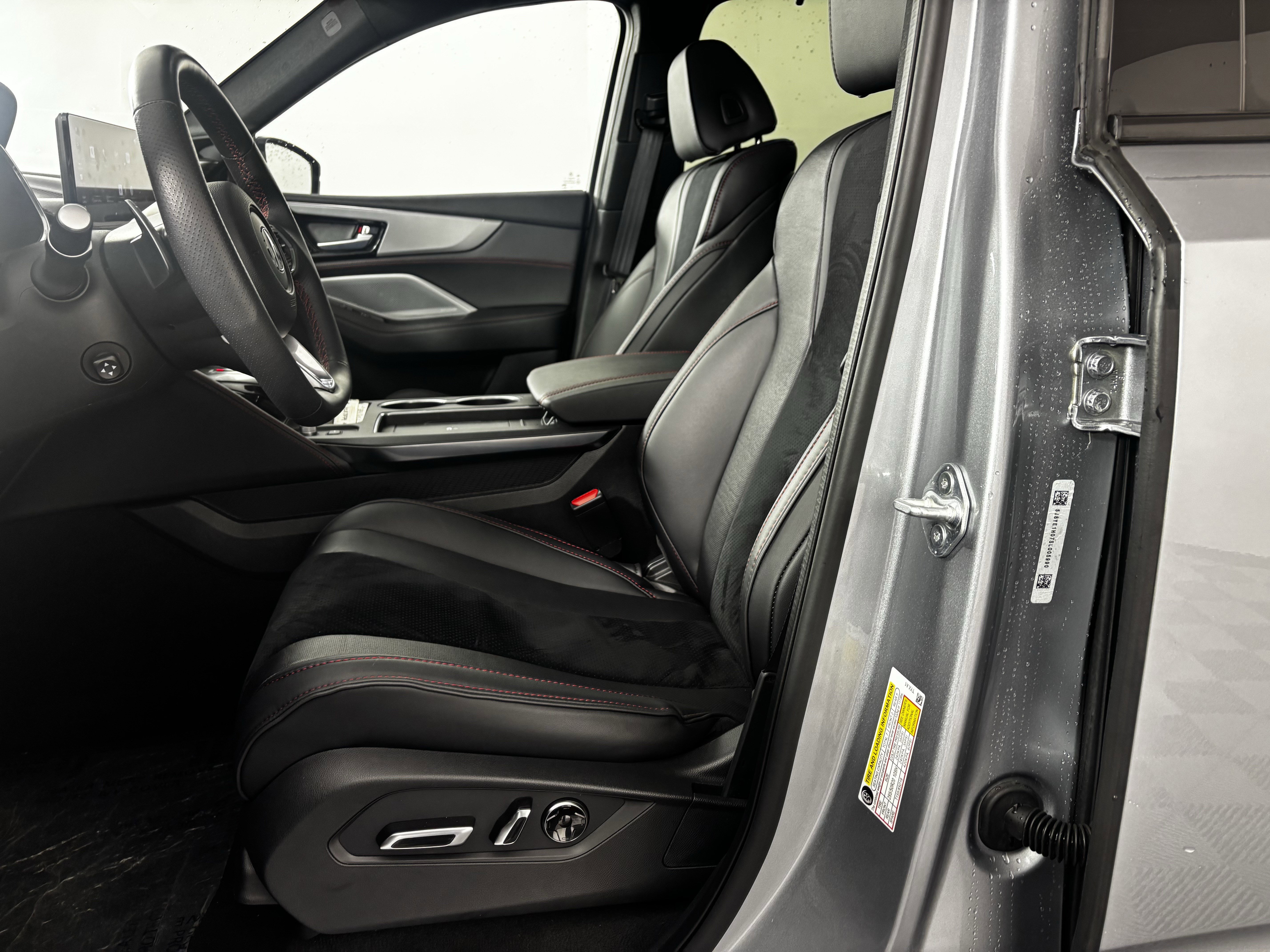 Certified 2025 Acura MDX A-Spec image 7