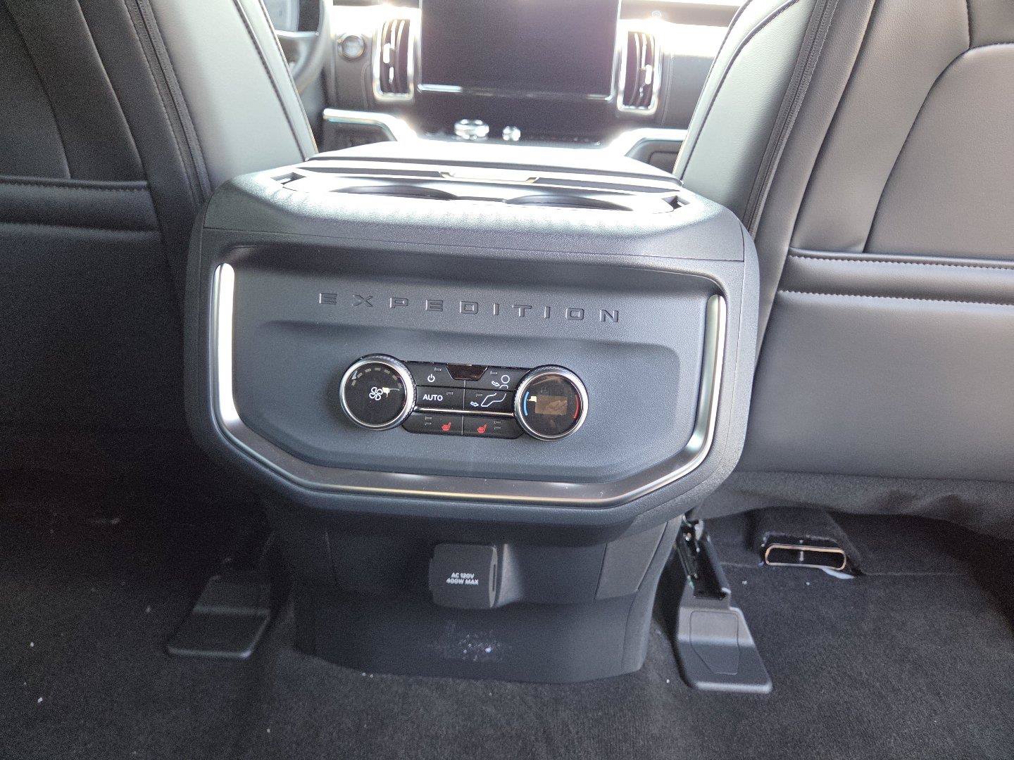 New 2027 Ford Expedition Max Platinum w/ Stealth Performance Package AWD/4WD image 30