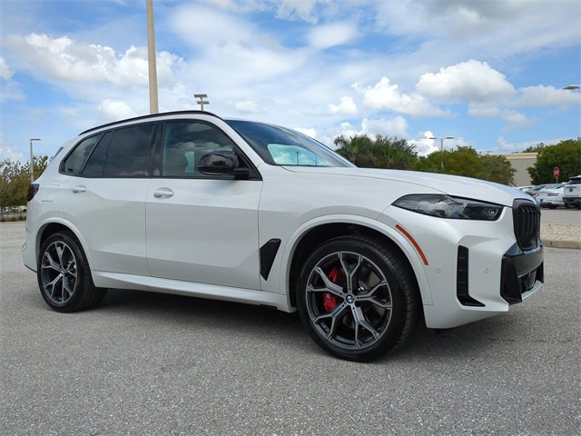 Used 2026 BMW X5 M60i image 2