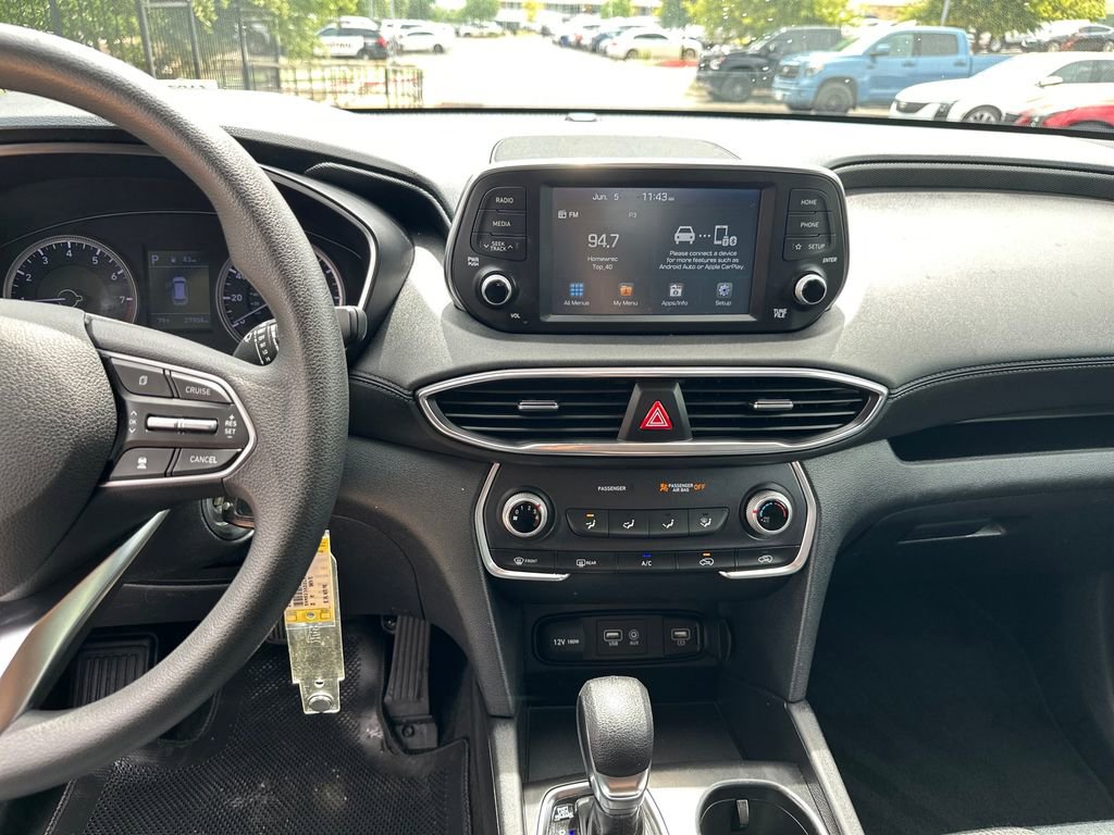Used 2020 Hyundai Santa Fe SE FWD image 20