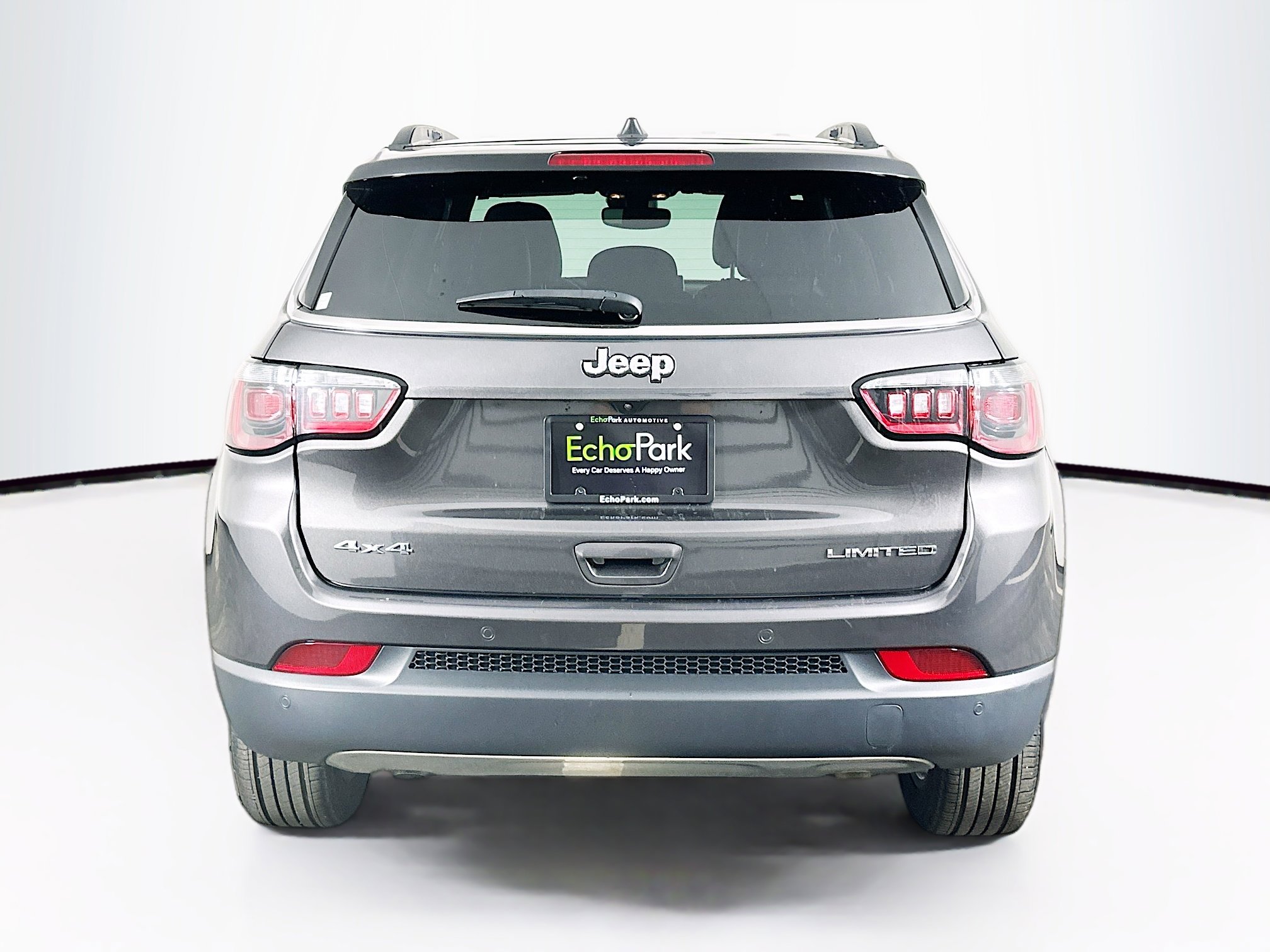 Used 2024 Jeep Compass Limited image 7