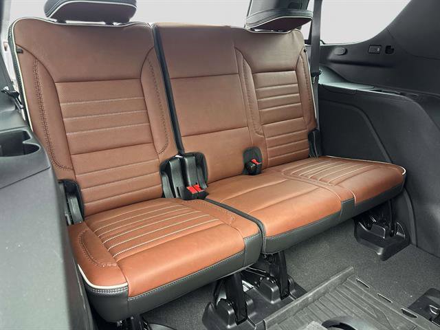 Used 2023 GMC Yukon Denali Ultimate image 18