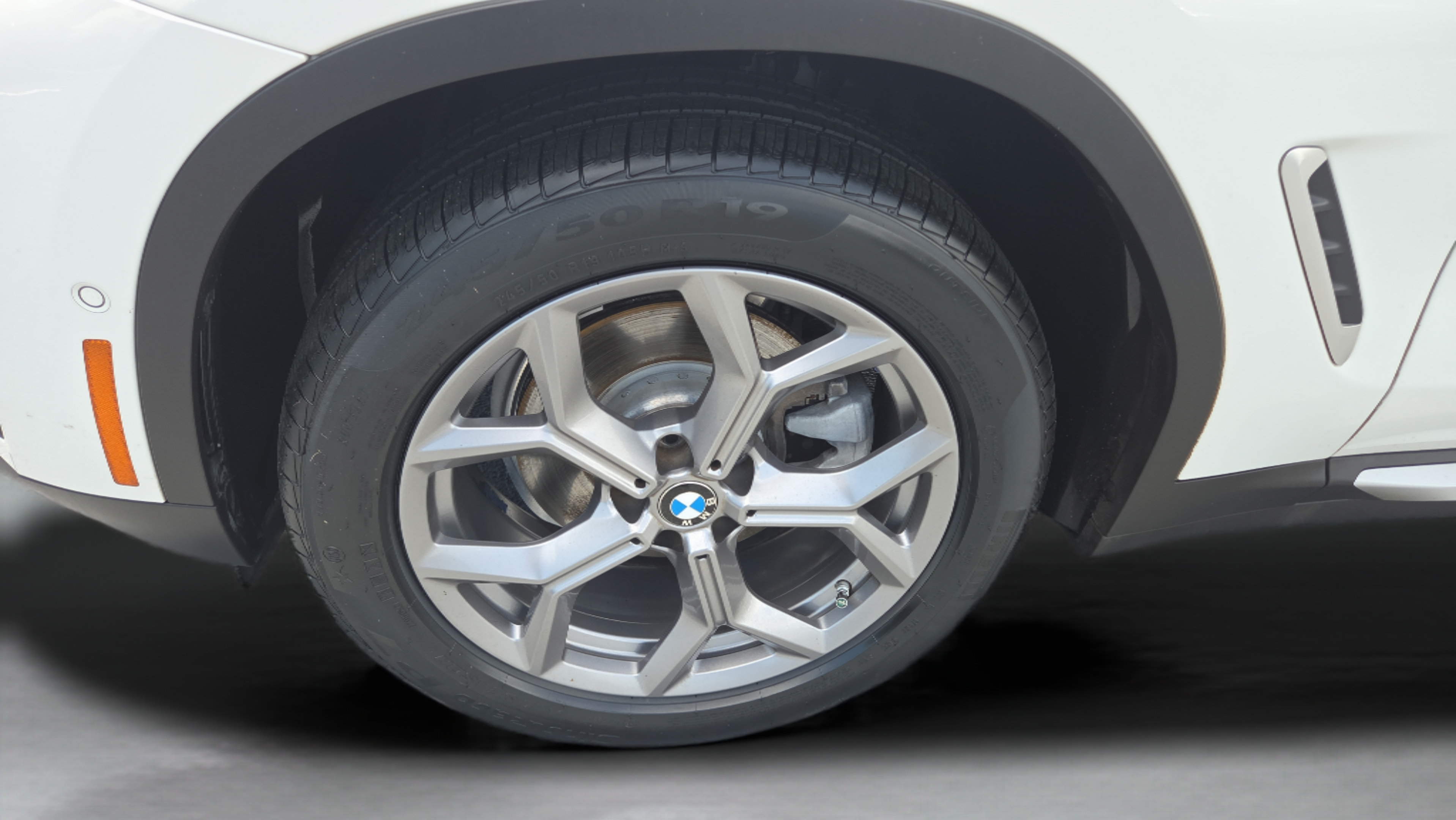 Used 2024 BMW X3 sDrive30i w/ Convenience Package RWD image 39