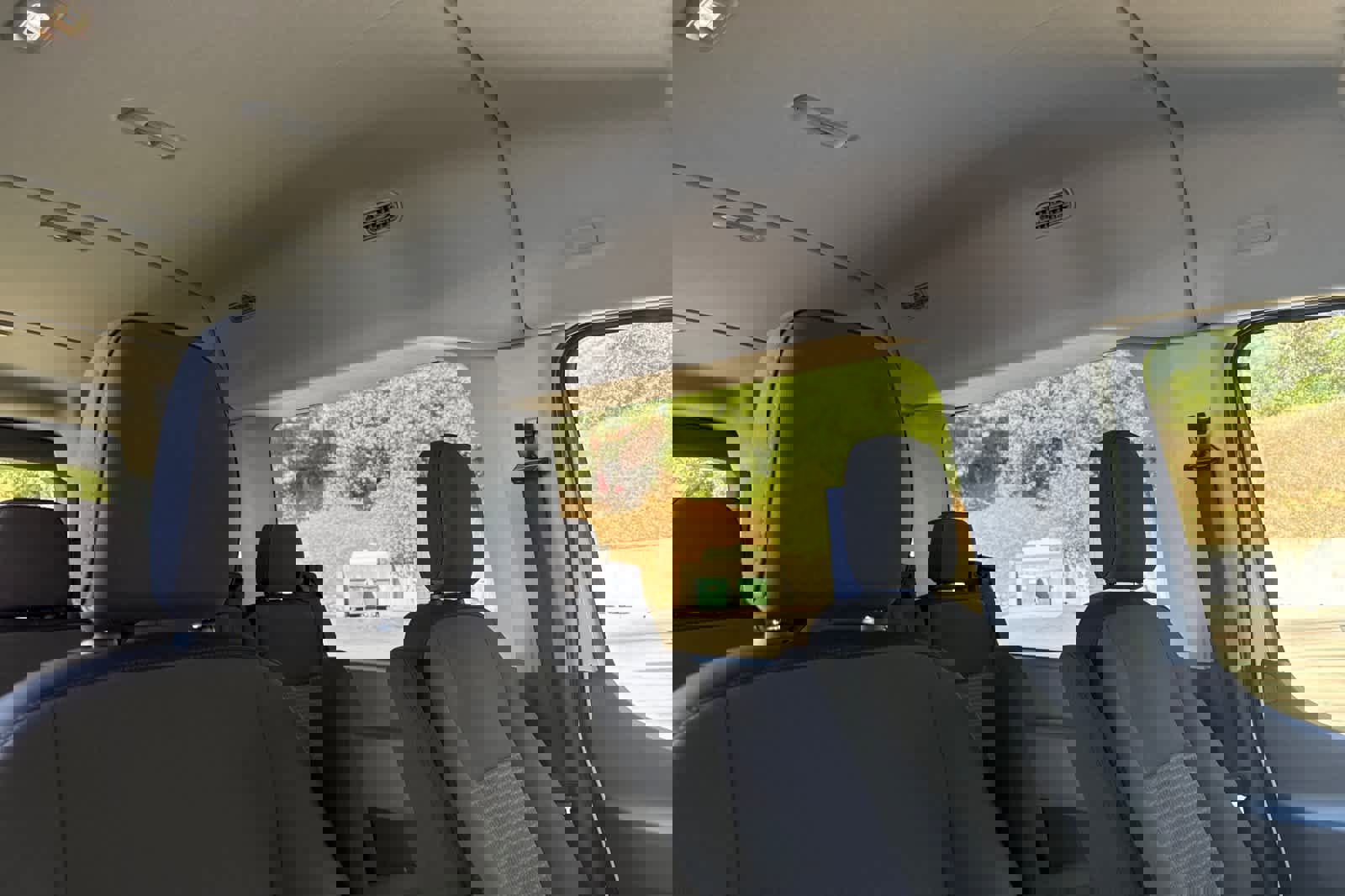 Used 2025 Ford Transit 350 XLT image 19