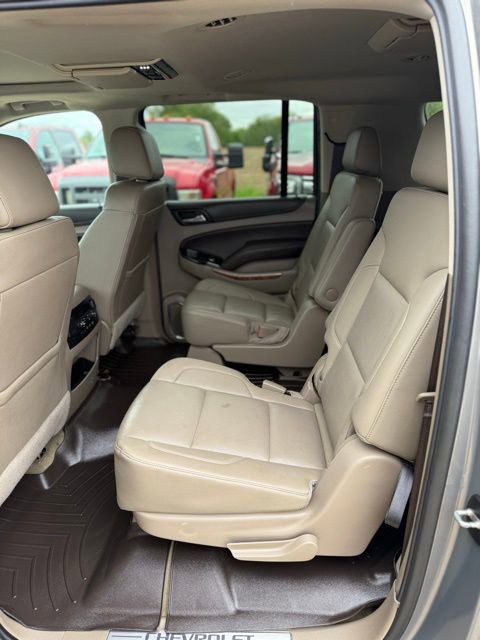 Used 2017 Chevrolet Suburban Premier AWD/4WD image 20
