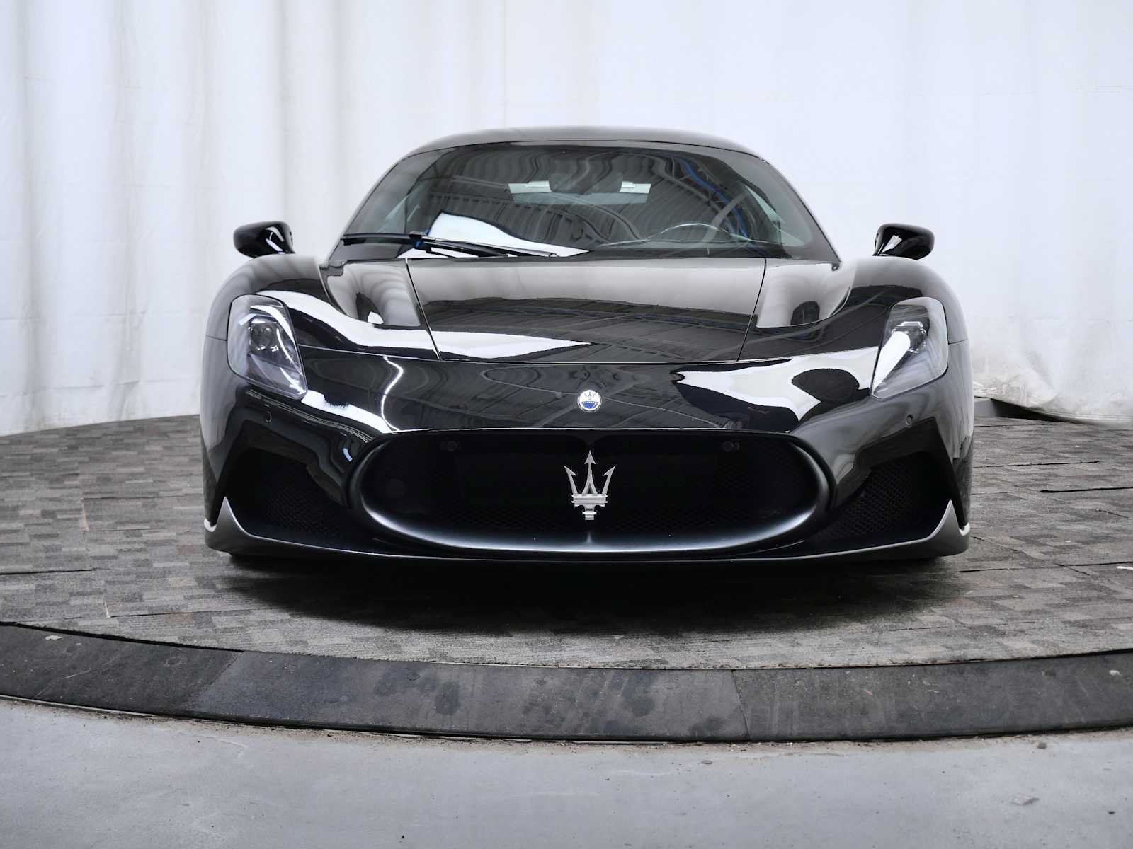 Used 2022 Maserati MC20 Coupe RWD image 9