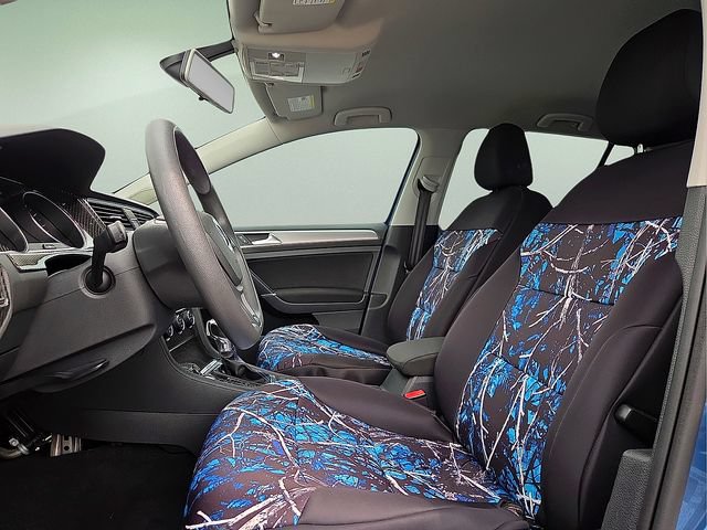 Used 2016 Volkswagen e-Golf SE w/ DC Fast Charging Package FWD image 16