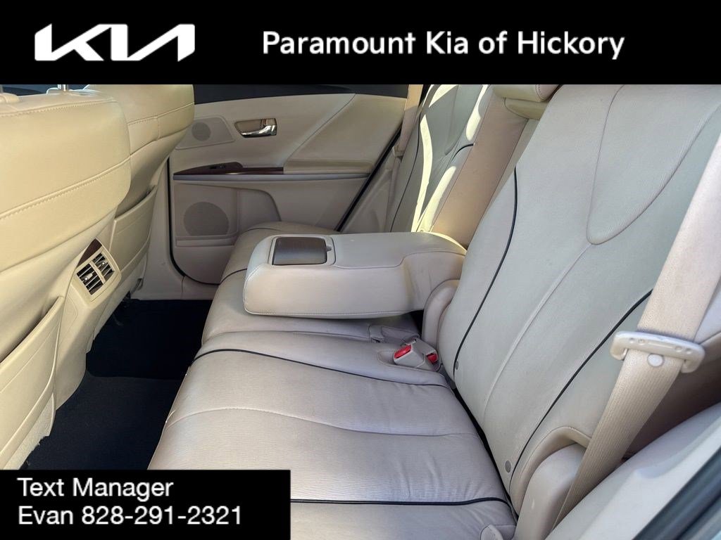 Used 2011 Toyota Venza AWD image 13