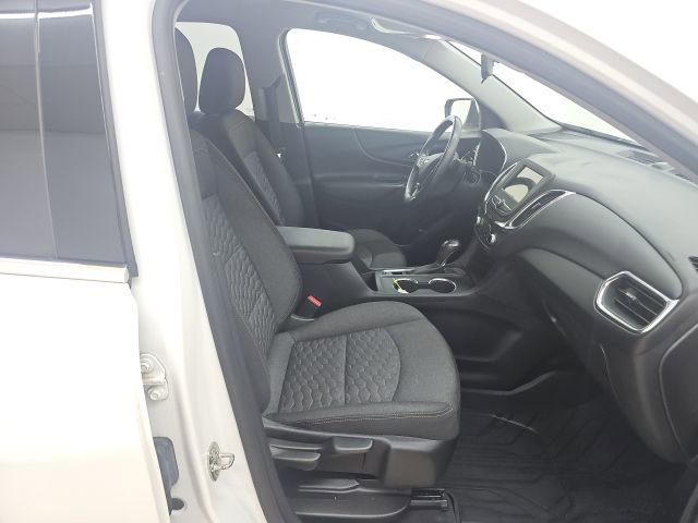 Used 2019 Chevrolet Equinox LT FWD image 21