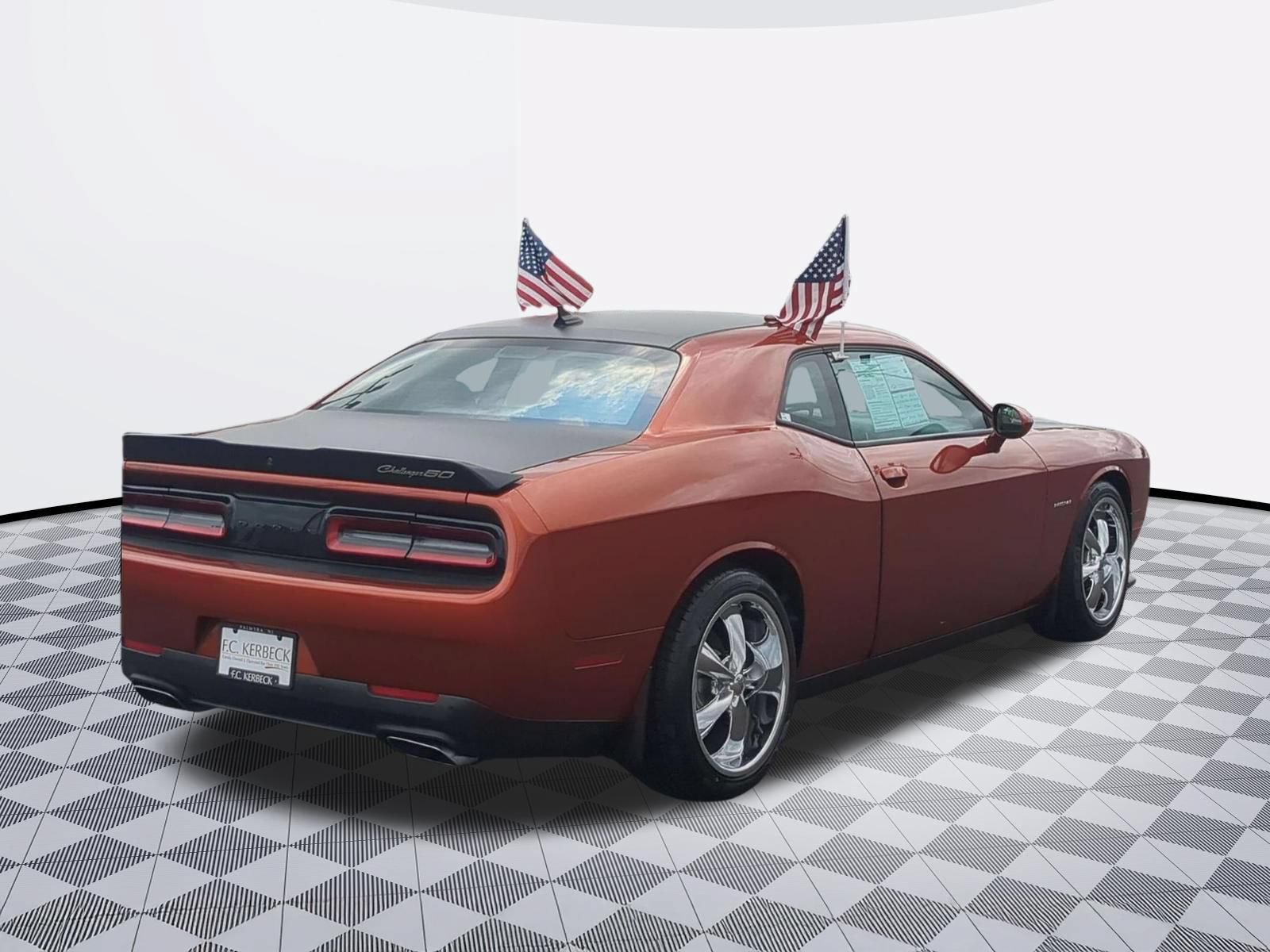 Used 2020 Dodge Challenger R/T RWD image 7