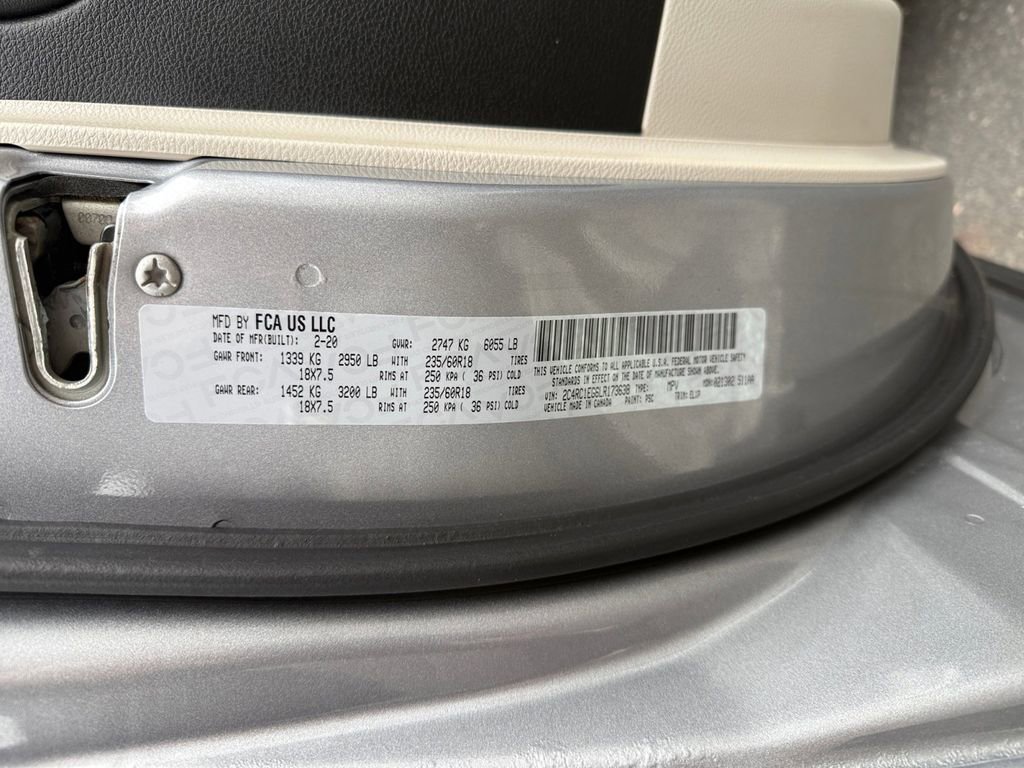 Used 2020 Chrysler Pacifica Touring-L Plus w/ Tire & Wheel Group image 30